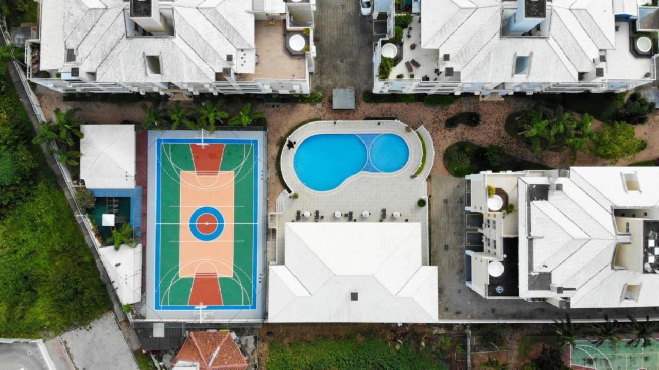 Villa Giardino - Condominio De Frente Para O Mar - Piscina, Quadra Esportiva, Churrasqueira - 5 Pessoas Florianópolis المظهر الخارجي الصورة